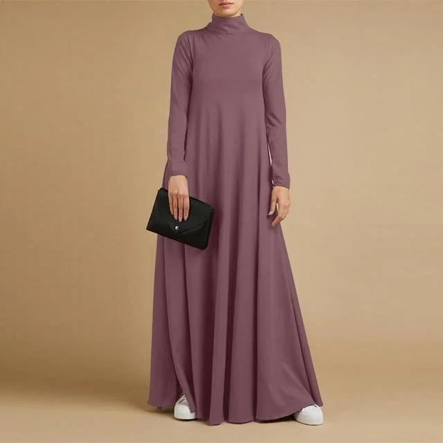 maxi dress with sleeves-Plus Size Turtleneck Maxi Dress