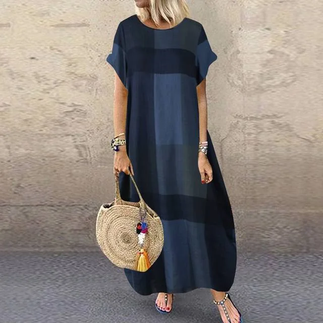 button-front maxi dress-Bohemian Check Maxi T-shirt Dress