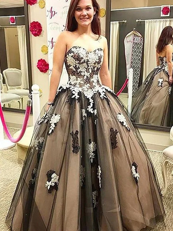 evening dress with lace sleeves-Ball Gown Sleeveless Sweetheart Applique Floor-Length Tulle Dresses