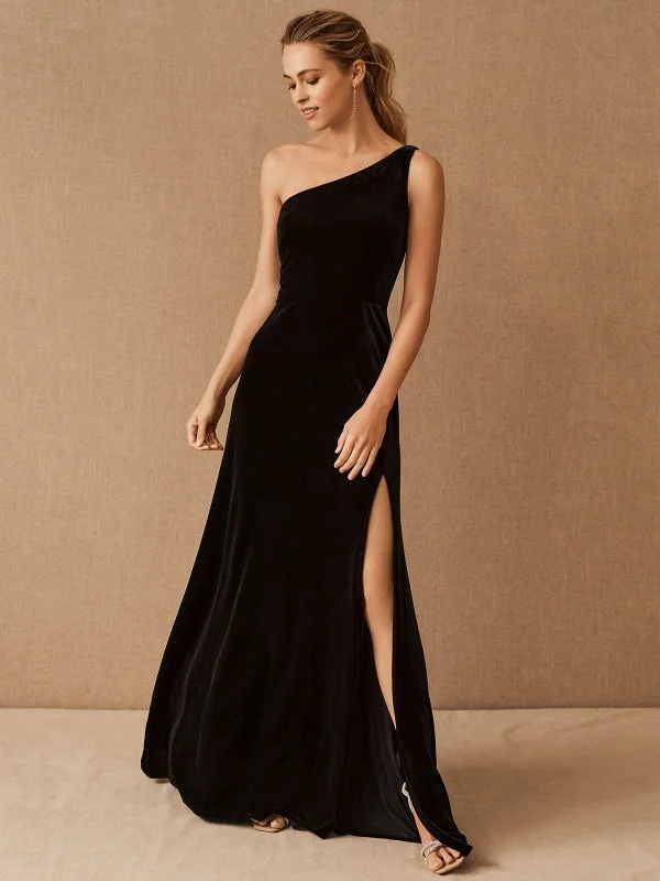 evening dress with illusion back-Black Evening Dress A-Line One-Shoulder Velour Floor-Length Split Front Social Party Dresses