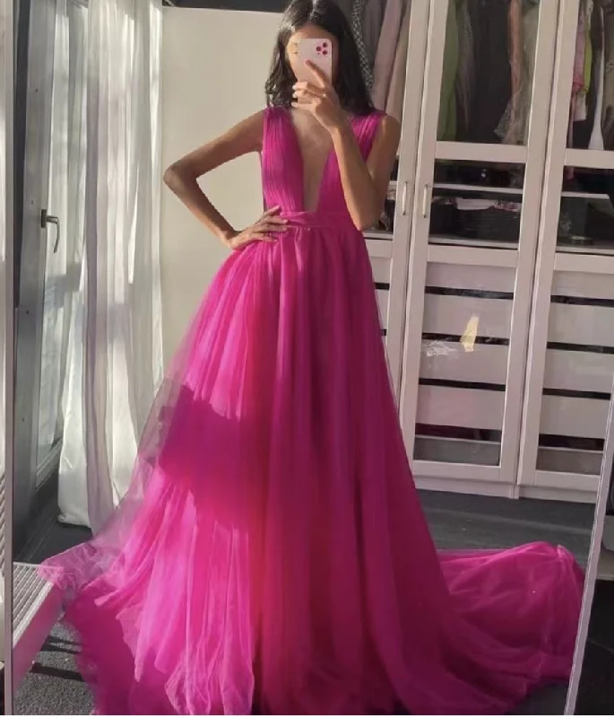 lace evening dress-Deep V Neck Fuchsia Prom Dresses