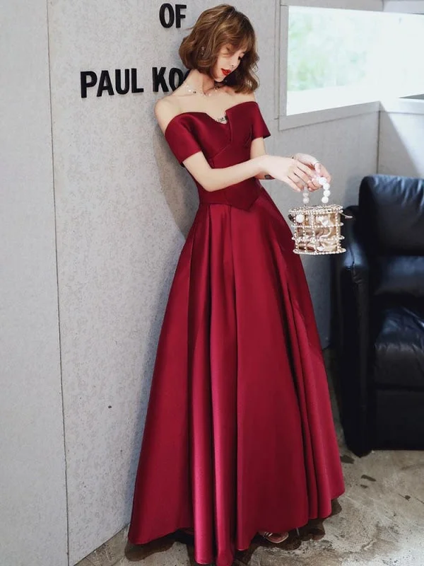 evening dress with open back-Evening Dress A-Line Bateau Neck Matte Satin Floor-Length Pleated Formal Party Dresses