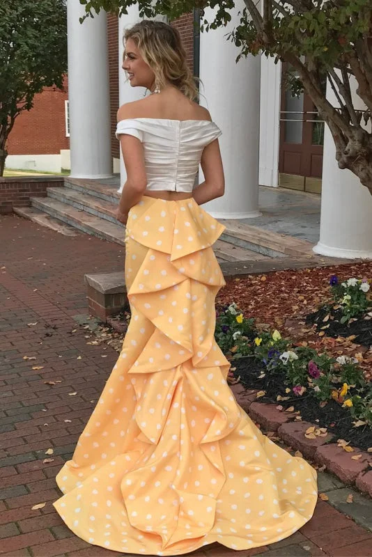 evening dress with floral print-Glorious Elegant Eye-catching Sexy Two Piece Off the Shoulder White and Yellow Polkdots Mermaid Prom Dress