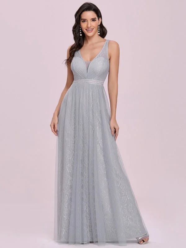 elegant tulle evening dress-Light Grey Prom Dress V-Neck A-Line Sleeveless Sash Lace Tulle Floor-Length Evening Dresses