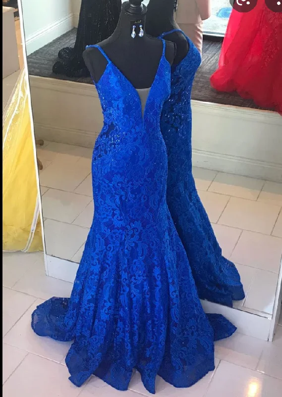 evening dress with bow-Mermaid Royal Blue Lace Prom Dresses