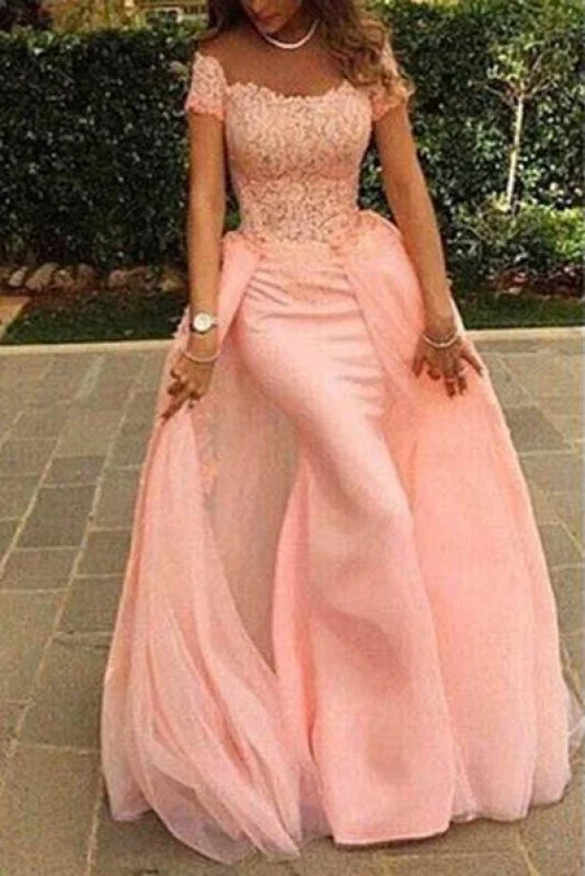 evening dress with scalloped hem-Coral Prom Dresses Mermaid Lace Long Evening Gowns