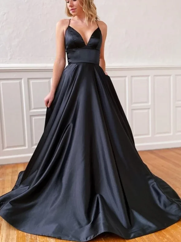 maxi evening dress-Spaghetti Straps Prom Dresses Black