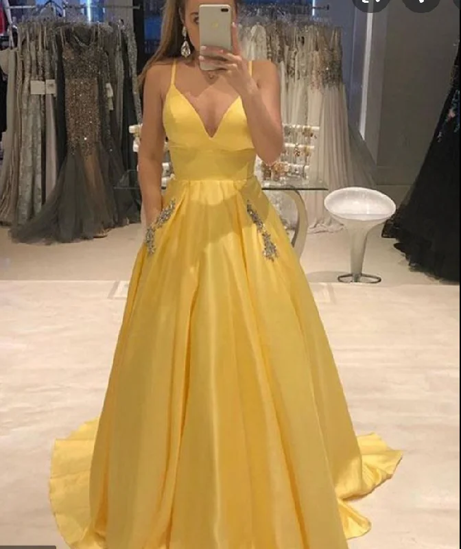 long sleeve lace evening dress-Spaghetti Straps Prom Dresses Yellow