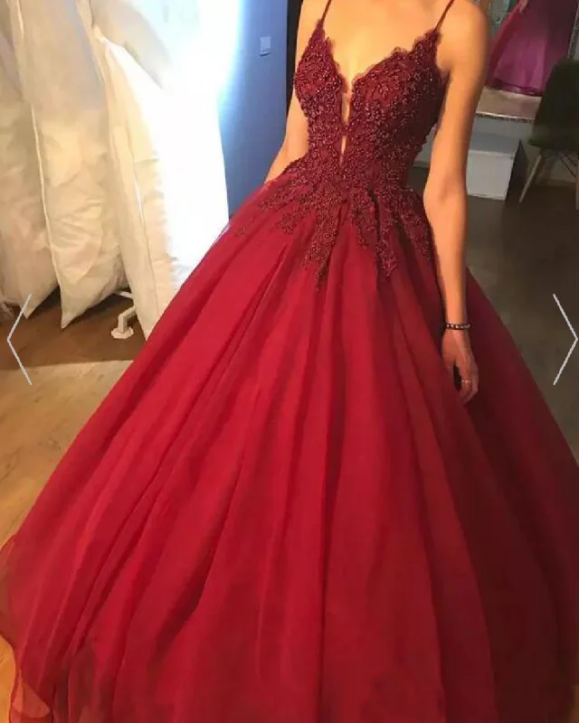 evening dress with keyhole back-Straps Burgundy Prom Dresses with Beaded Appliques