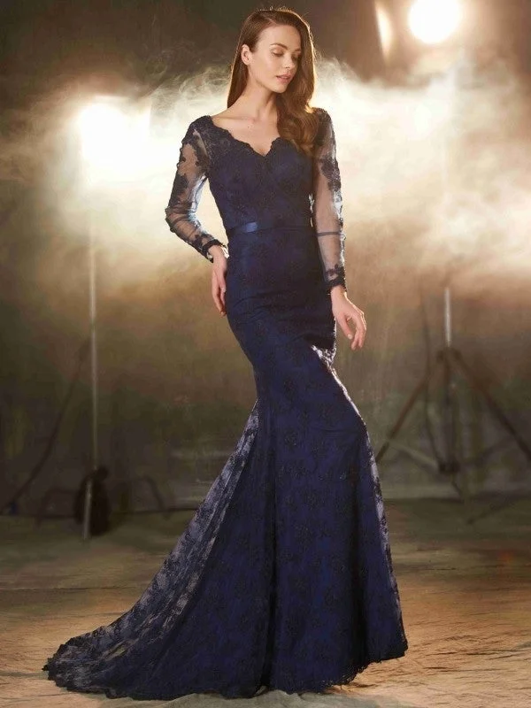 evening dress with high slit-Trumpet/Mermaid V-neck Long Sleeves Applique Sweep/Brush Train Lace Dresses